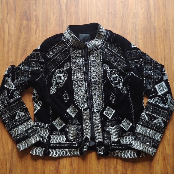 500 Maison Cinqcent Jackets & Blazers - 500 Maison Cinqcent Velvet Beaded Blazer Size L